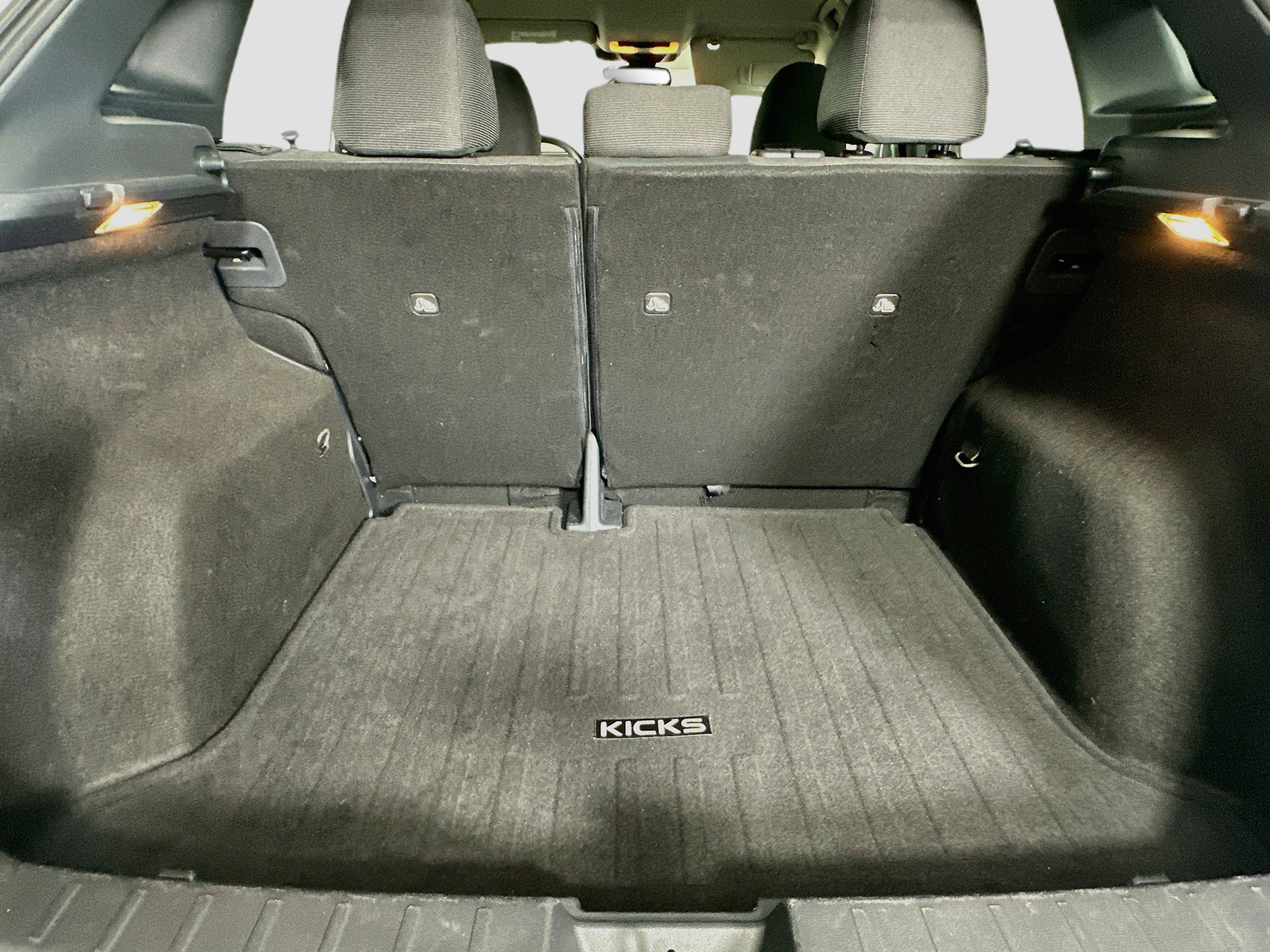 Used 2025 Nissan Kicks S FWD image 26