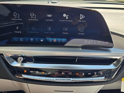 New 2026 Cadillac Lyriq Premium Sport AWD/4WD image 27