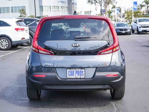 Used 2021 Kia Soul S FWD image 7