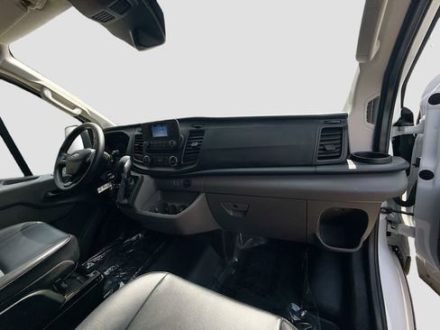 Used 2023 Ford Transit 250 Low Roof RWD image 25