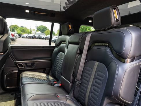 Used 2024 Rivian R1S Adventure AWD/4WD image 20