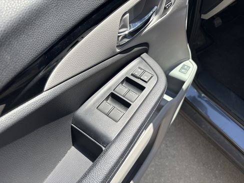 Used 2016 Honda Pilot Elite image 18