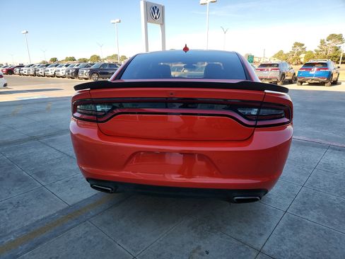 Used 2023 Dodge Charger SXT w/ Blacktop Package image 6