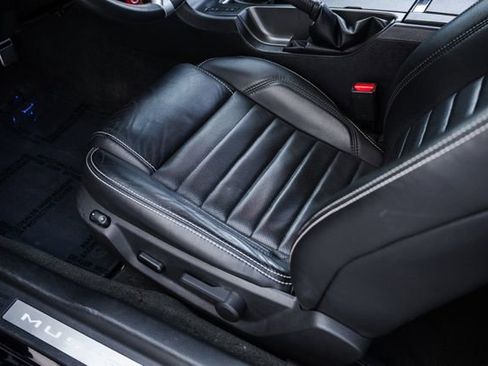 Used 2013 Ford Mustang GT Premium image 62