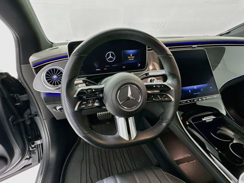 Used 2022 Mercedes-Benz EQS 450+ Sedan image 12