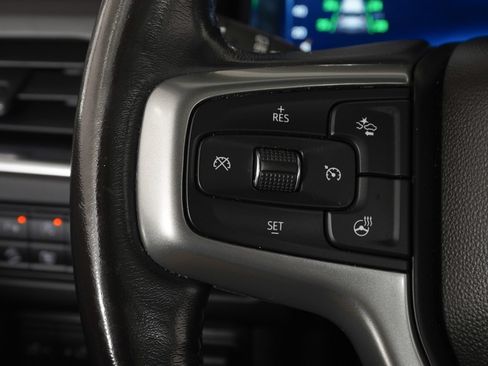 Used 2022 Chevrolet Suburban Z71 w/ Z71 Off-Road Package AWD/4WD image 21
