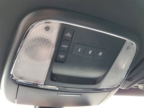 Used 2023 Dodge Charger Scat Pack image 30