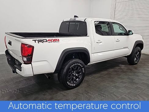 Used 2023 Toyota Tacoma TRD Off-Road image 9