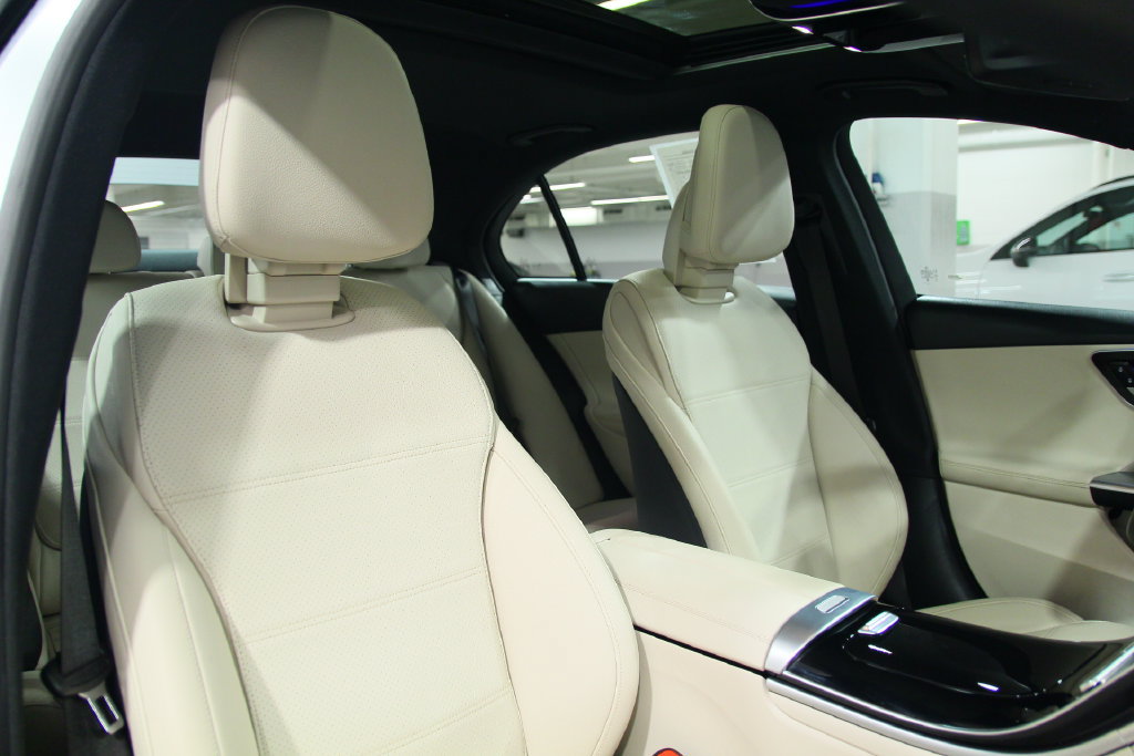 Certified 2024 Mercedes-Benz C 300 4MATIC Sedan image 22