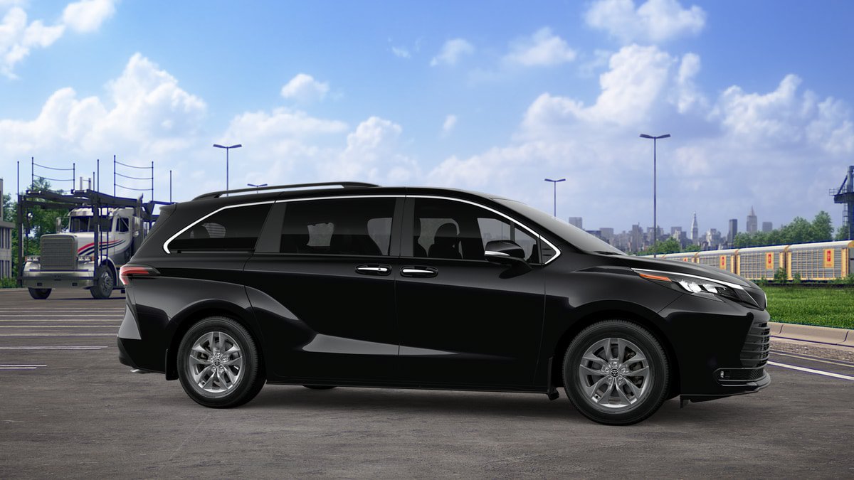 New 2026 Toyota Sienna XLE AWD/4WD image 13