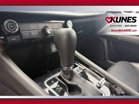 Used 2025 Jeep Compass Limited AWD/4WD image 29