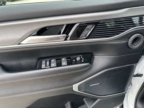 New 2026 Jeep Grand Wagoneer L 4WD image 23