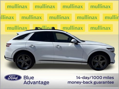 Used 2025 Genesis GV70 3.5T Sport w/ Sport Advanced Package AWD/4WD image 2