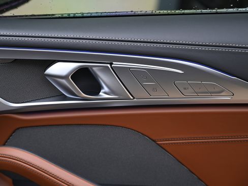 Used 2025 BMW M850i xDrive Coupe w/ M Sport Professional Package image 41