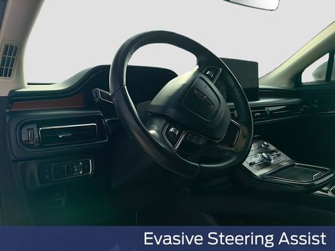 Used 2021 Lincoln Nautilus Reserve w/ Equipment Group 201A image 15