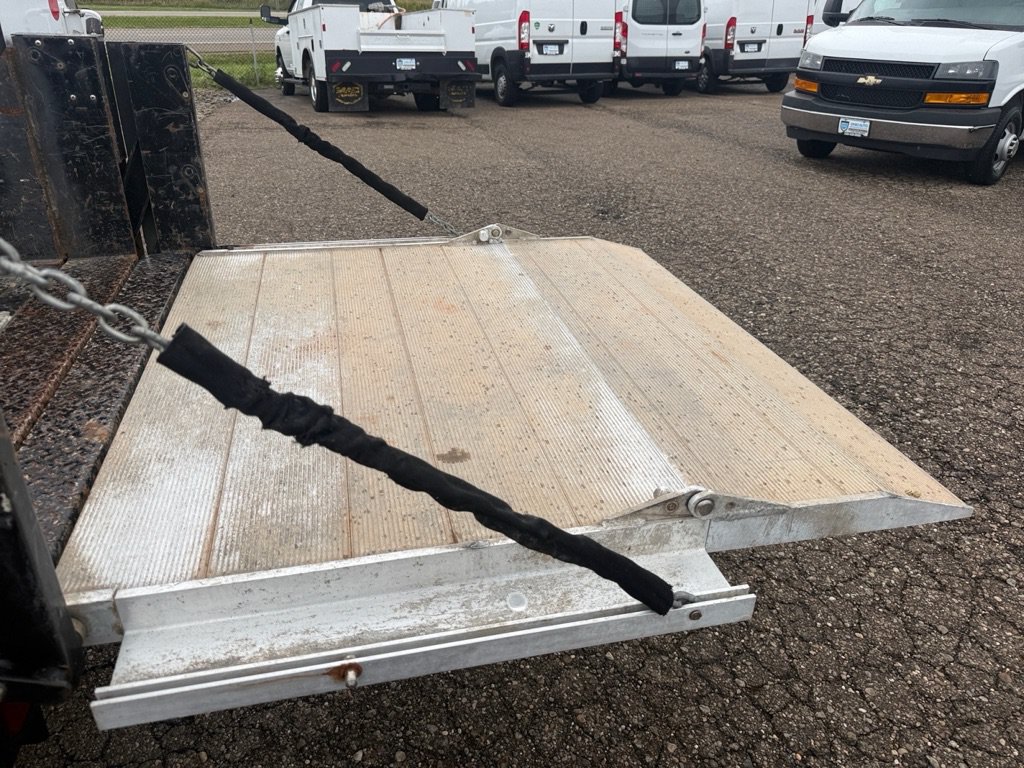 Used 2022 Ford F350 XL w/ Power Equipment Group RWD image 9