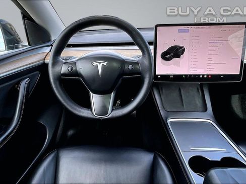 Used 2023 Tesla Model Y Long Range AWD/4WD image 5