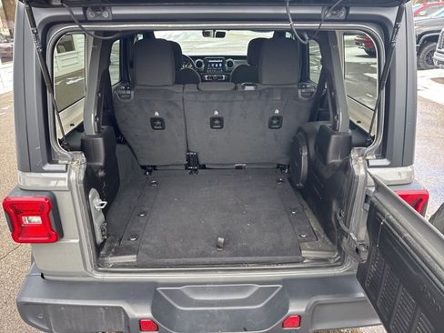 Used 2020 Jeep Wrangler Unlimited Sahara w/ Dual Top Group image 10