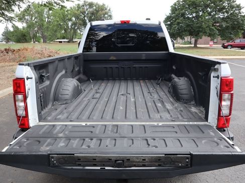 Used 2022 Ford F250 Lariat w/ Lariat Ultimate Package AWD/4WD image 14