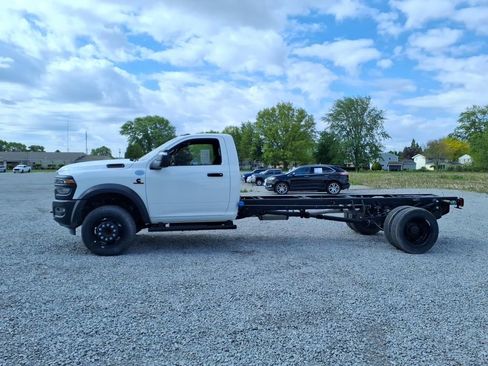Used 2025 RAM 5500 Tradesman RWD image 11
