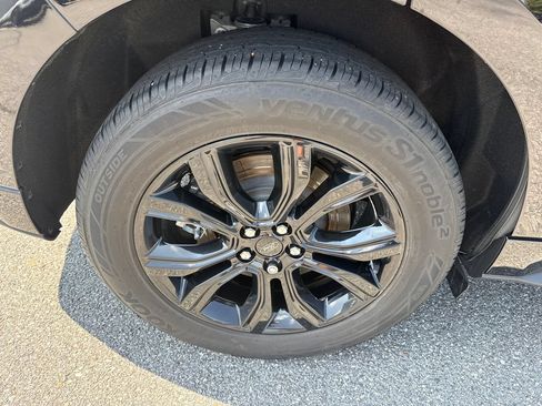 Used 2022 Ford Edge SE w/ Black Appearance Package AWD/4WD image 17
