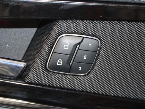 Used 2022 Lincoln Nautilus Reserve image 41