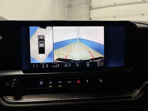 Used 2024 Chevrolet Silverado 3500 LTZ w/ LTZ Premium Package image 10