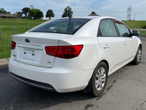 Used 2013 Kia Forte EX FWD image 10