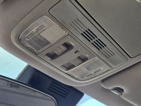 Used 2020 Honda Accord EX image 31