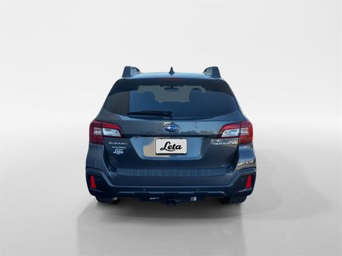 Used 2019 Subaru Outback 2.5i Limited w/ Popular Package #2 image 5