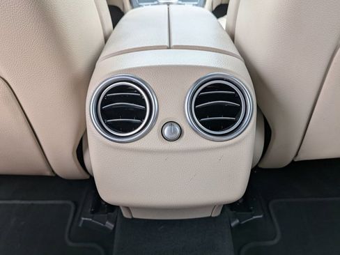 Used 2018 Mercedes-Benz GLC 300 image 18