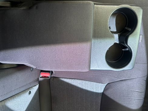 Used 2023 Chrysler 300 Touring image 34