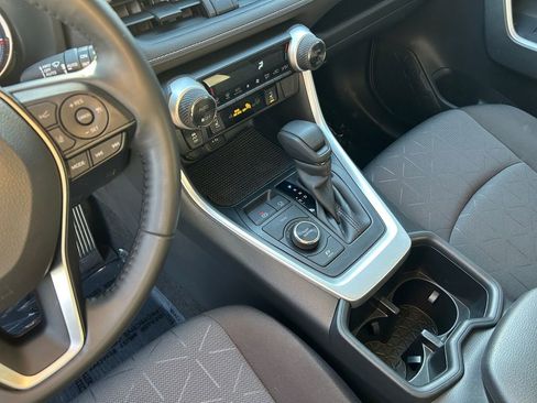Used 2024 Toyota RAV4 XLE w/ Convenience Package AWD/4WD image 18