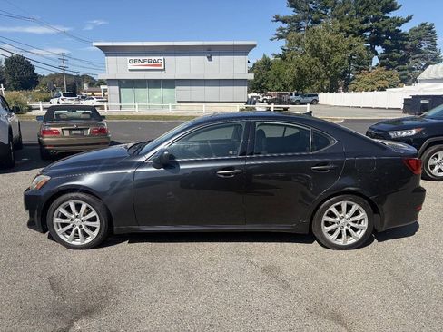 Used 2007 Lexus IS 250 AWD w/ Preferred Accessory Pkg image 4
