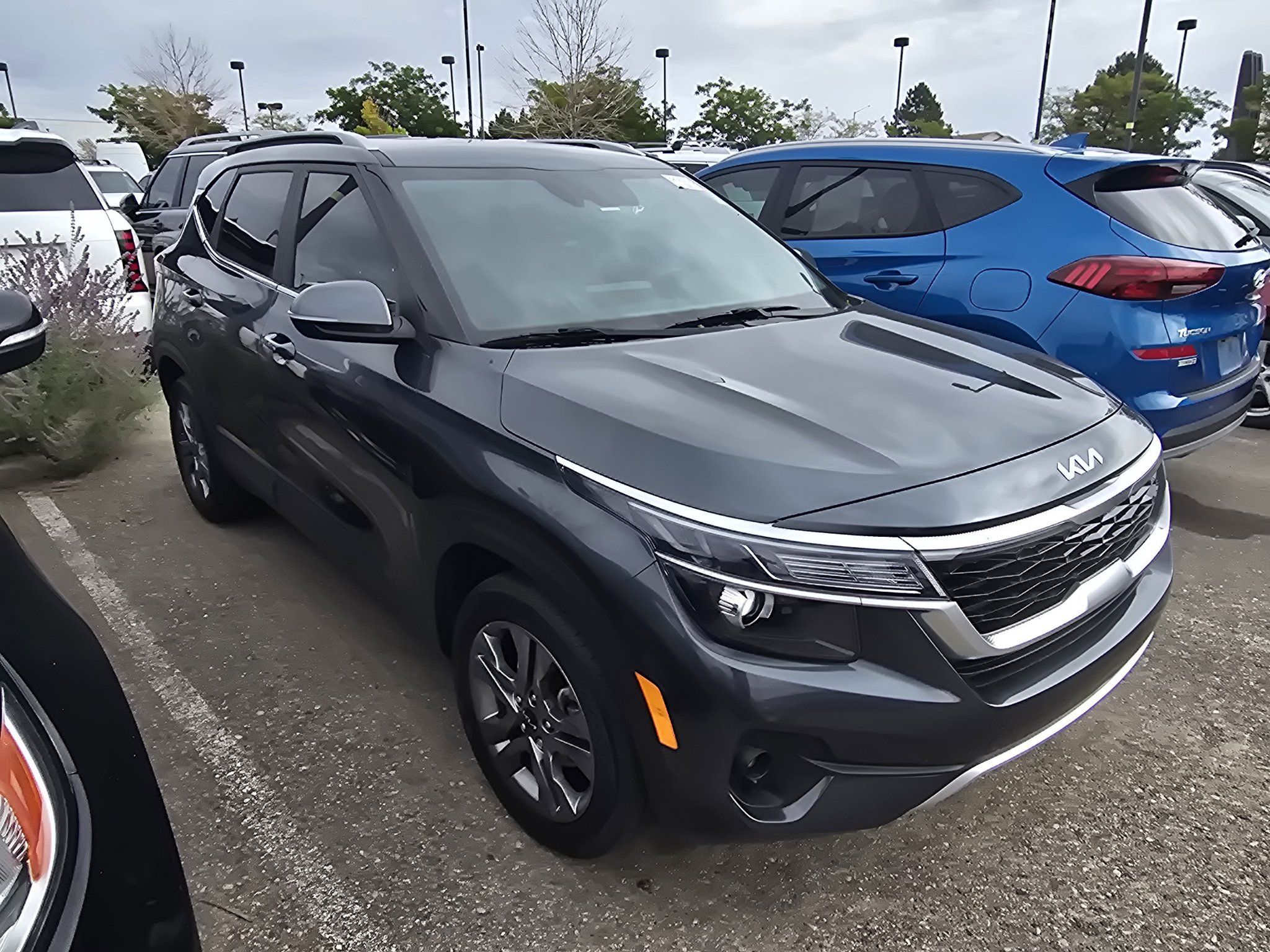Used 2023 Kia Seltos S FWD image 7