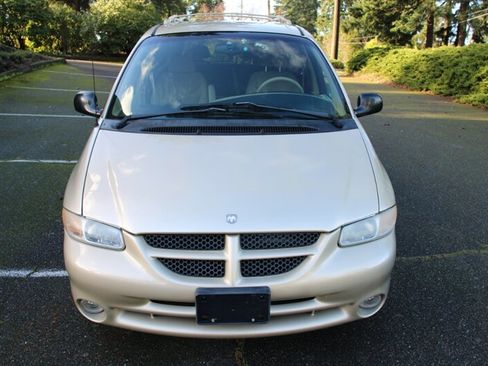 Used 2000 Dodge Grand Caravan ES image 9
