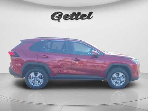 Used 2025 Toyota RAV4 XLE FWD image 4