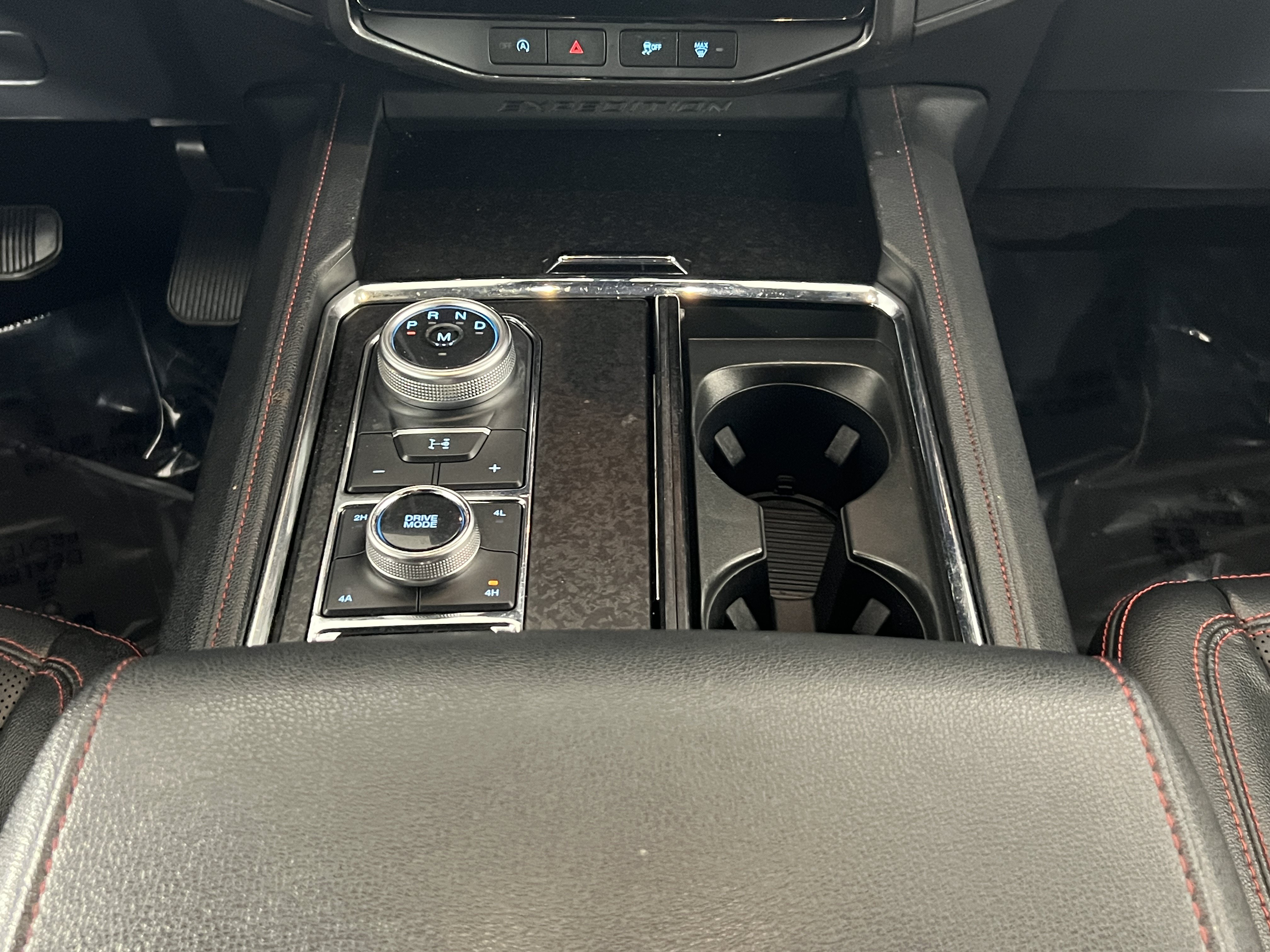Used 2022 Ford Expedition Max Limited AWD/4WD image 18
