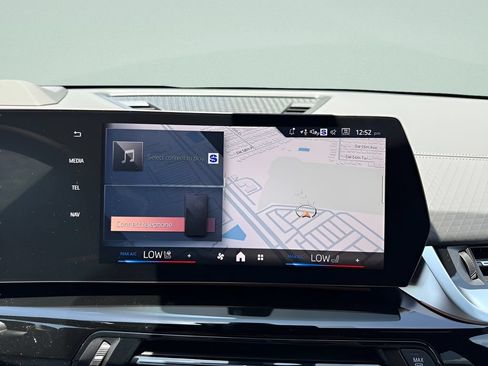 New 2026 BMW X2 xDrive28i w/ Technology Package AWD/4WD image 18