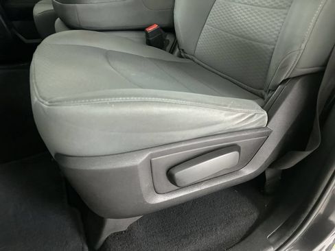 Used 2019 RAM 1500 Tradesman w/ Tradesman SXT Package AWD/4WD image 12