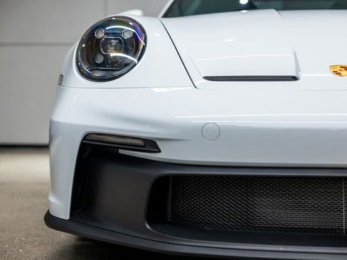 Used 2022 Porsche 911 GT3 image 9