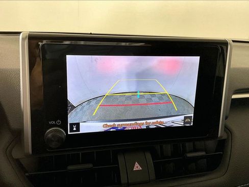 Used 2025 Toyota RAV4 LE image 21