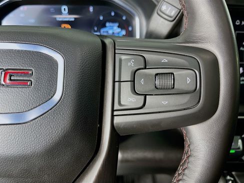 Used 2024 GMC Sierra 2500 AT4X AWD/4WD image 17