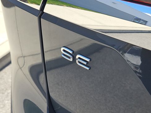 New 2026 Volkswagen Atlas SE image 4