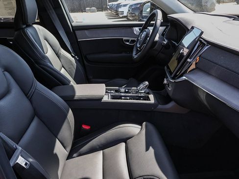 New 2026 Volvo XC90 T8 Ultra w/ Lounge Package AWD/4WD image 17