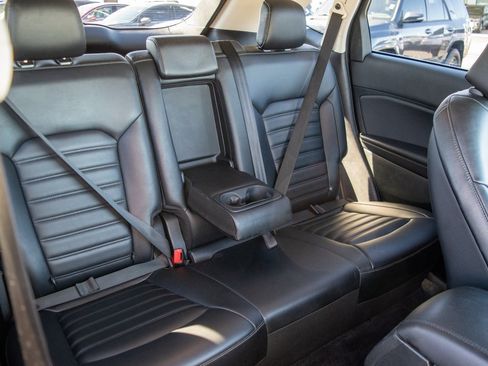 Used 2023 Ford Edge SEL image 32