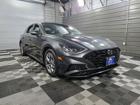Used 2023 Hyundai Sonata SEL w/ Convenience Package image 4