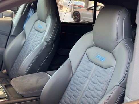 New 2026 Audi RS Q8 performance image 18