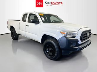 Used 2020 Toyota Tacoma SR video 1