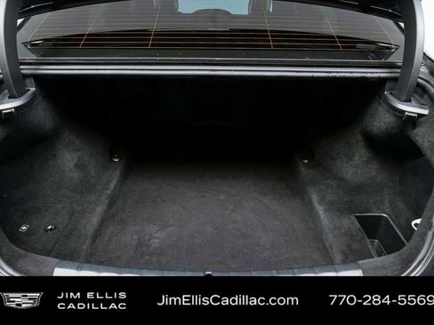 Used 2023 BMW 760i xDrive AWD/4WD image 29